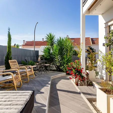 בית הארחה Oasis 4*