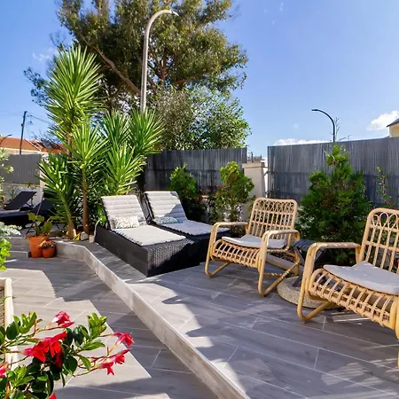 Oasis נאזרה